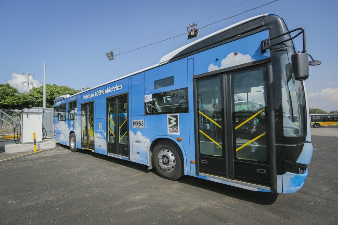  Buses eléctricos de Medellín siguen liderando la movilidad sostenible en el país