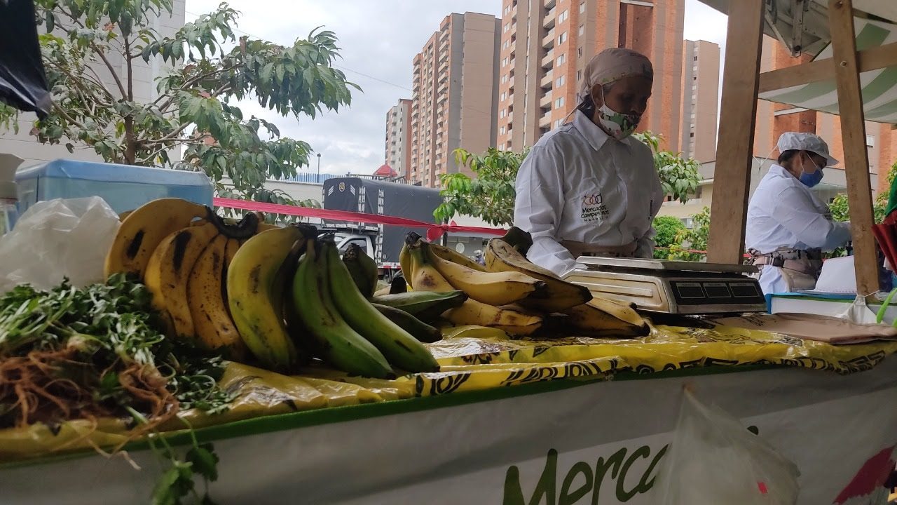  Se abre un nuevo espacio para Mercados Campesinos en Medellín