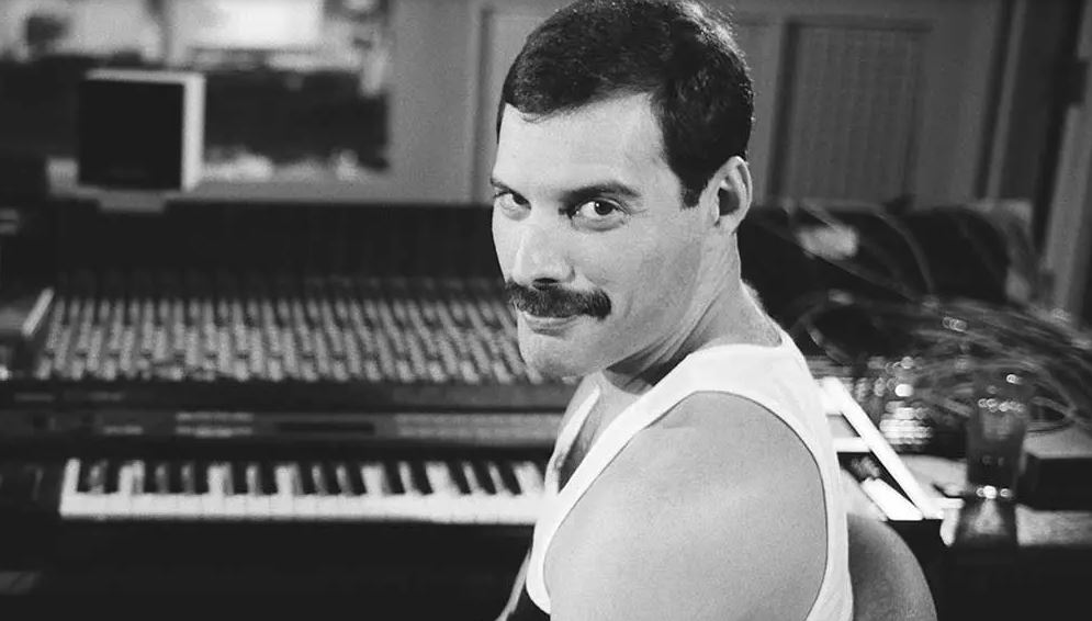  Freddie Mercury: El legendario cantante de Queen